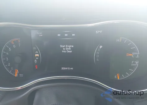 2014 Jeep Grand Cherokee Overland z USA, uszkodzony, nr VIN 1C4RJECT5EC124004